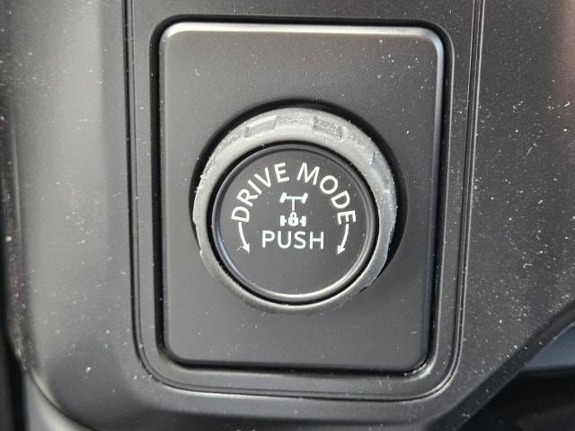 New 2026 Ford F350 Lariat RWD image 50