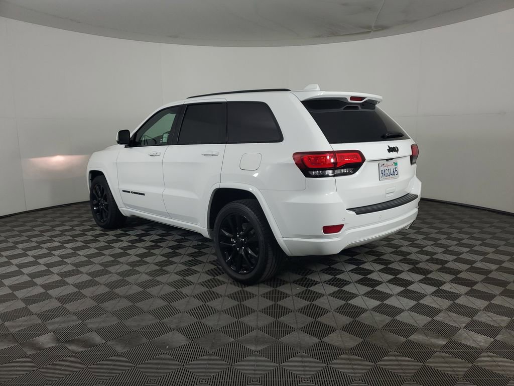 Used 2021 Jeep Grand Cherokee Laredo X RWD image 6