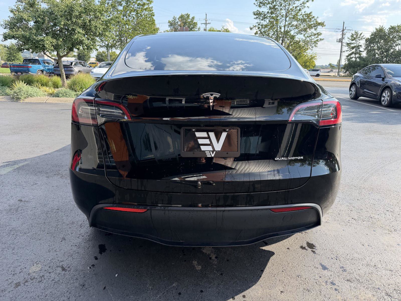 Used 2023 Tesla Model Y Long Range AWD/4WD image 7