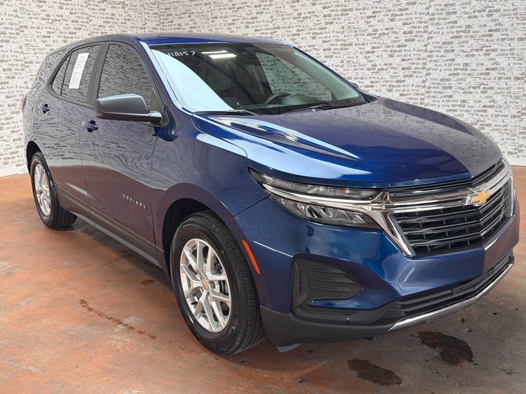 Used 2023 Chevrolet Equinox LS w/ LS Convenience Package