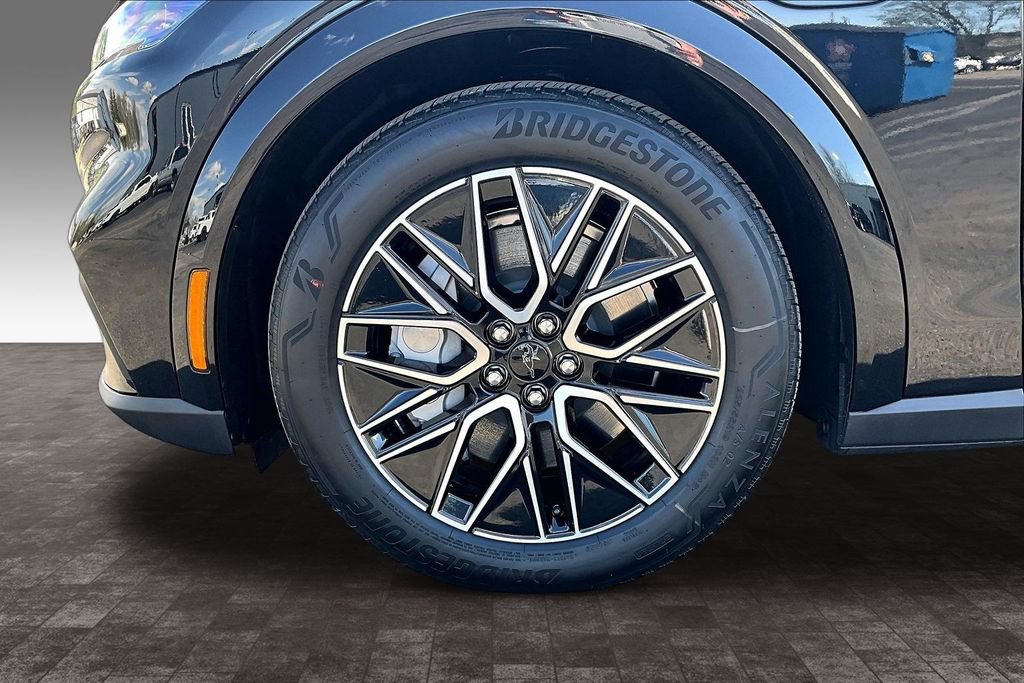 Used 2025 Ford Mustang Mach-E Premium AWD/4WD image 34