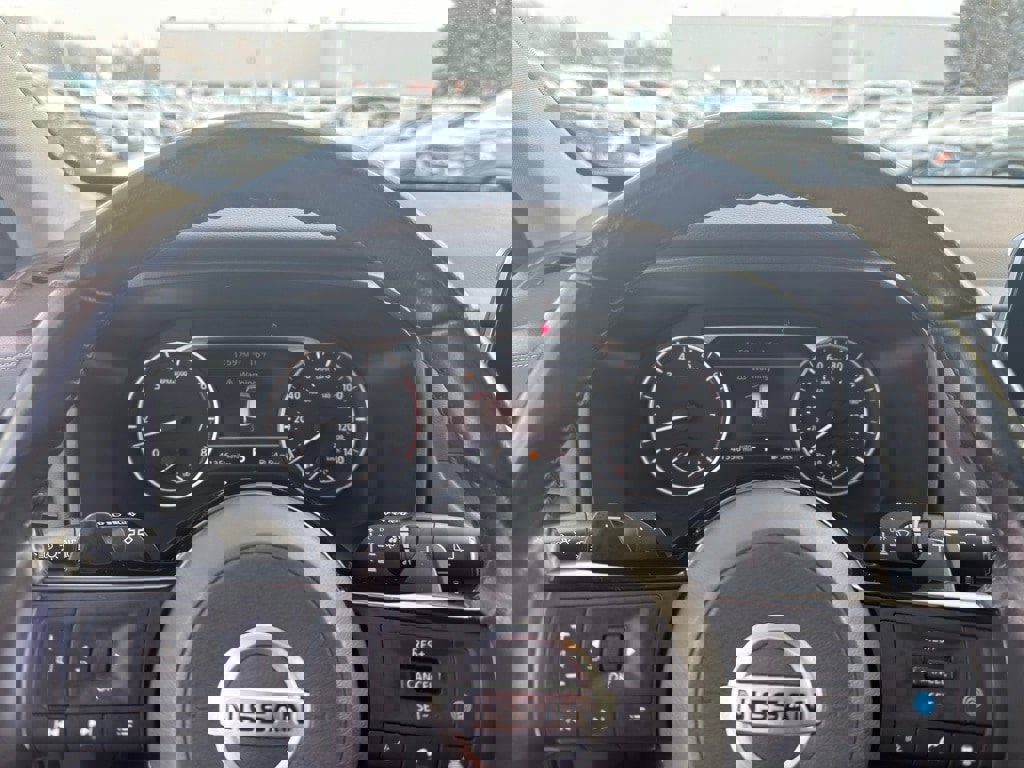 Used 2021 Nissan Rogue SV w/ Premium Package image 20