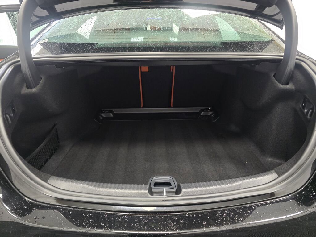 Used 2022 Mercedes-Benz C 300 4MATIC Sedan w/ Pinnacle Trim Package image 11