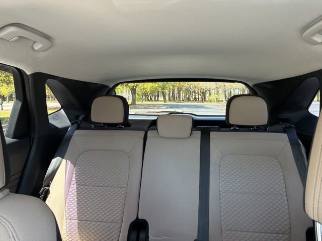 Used 2021 Ford Escape SE image 34