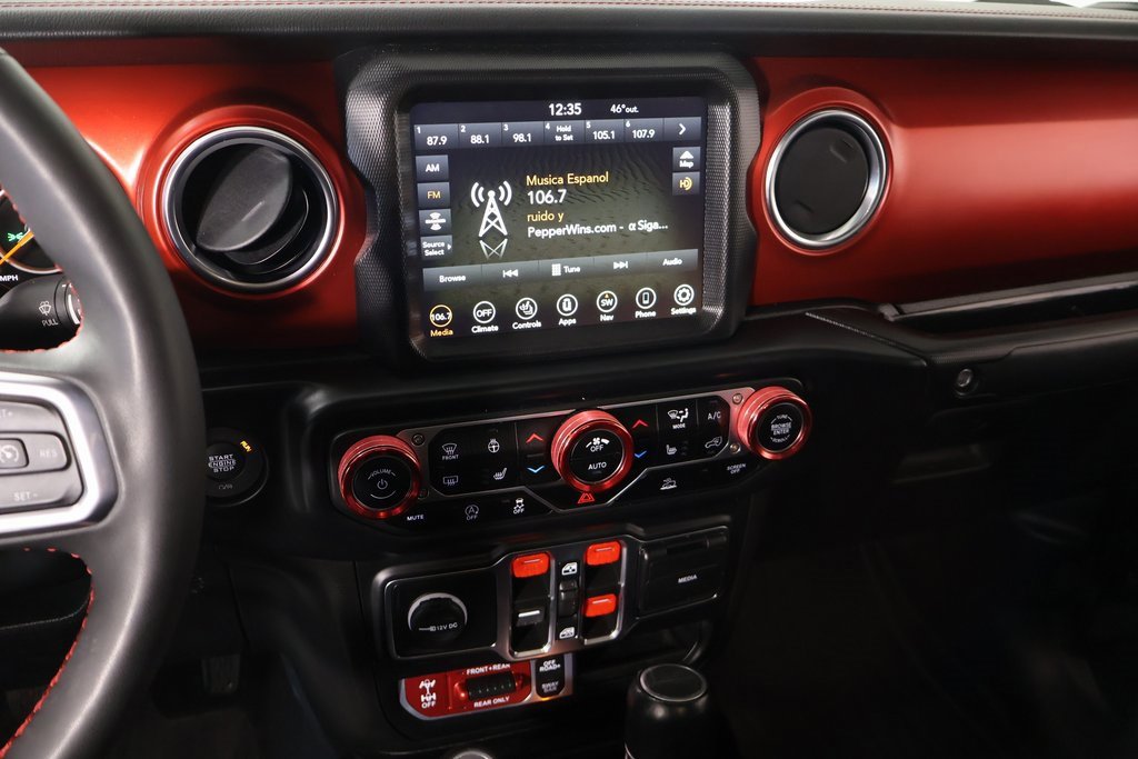 Used 2023 Jeep Gladiator Rubicon w/ Cold Weather Group image 5