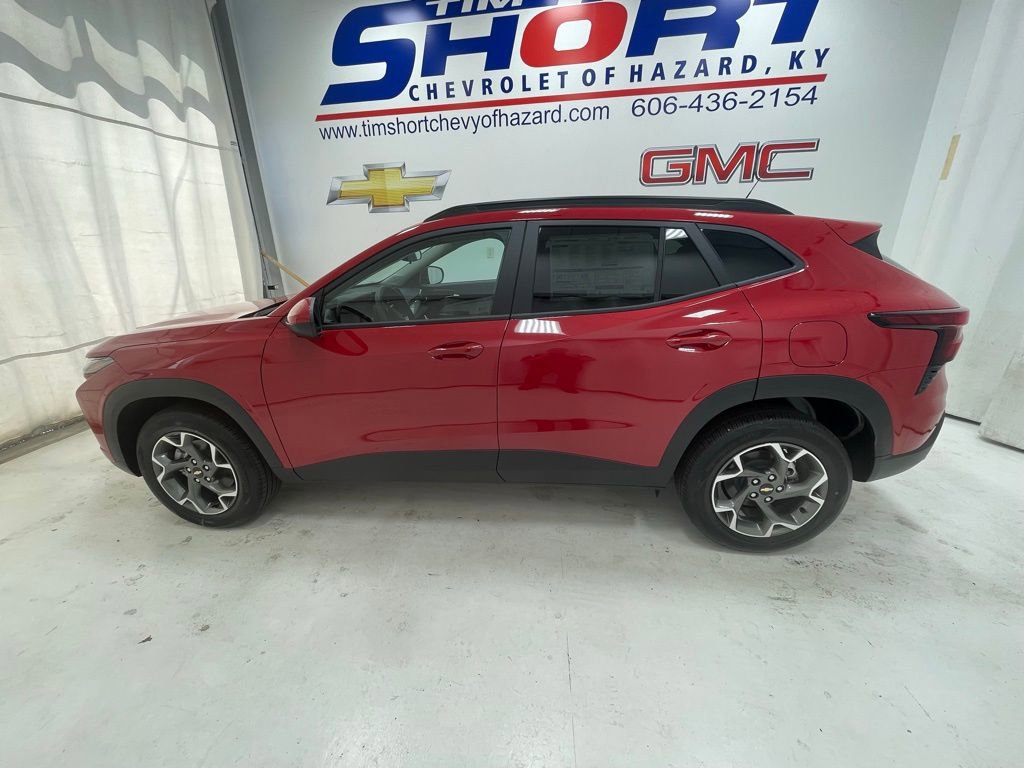 New 2026 Chevrolet Trax LT FWD image 9