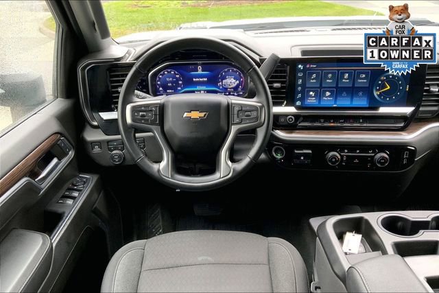 Used 2024 Chevrolet Silverado 2500 LT image 5