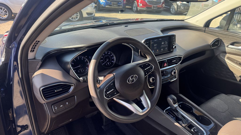 Used 2020 Hyundai Santa Fe SE FWD image 15