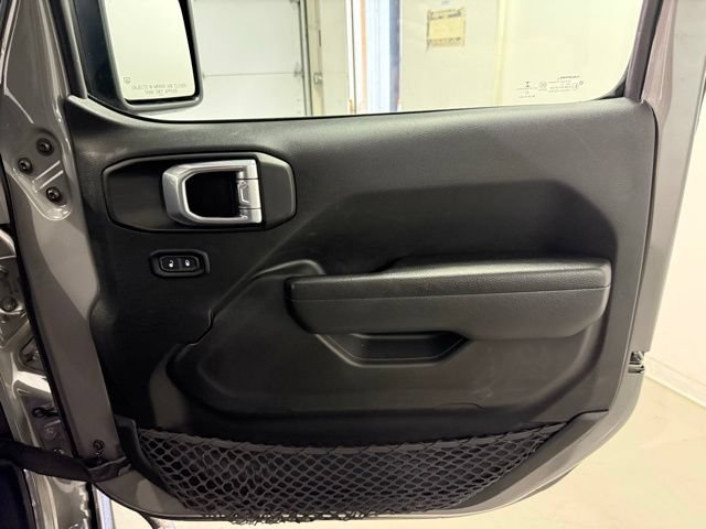 Used 2023 Jeep Wrangler Unlimited Sport AWD/4WD image 21