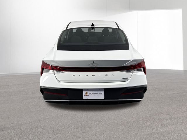 Used 2025 Hyundai Elantra Hybrid FWD image 41