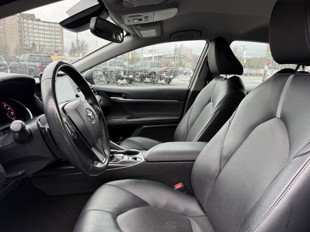 Used 2023 Toyota Camry XSE image 13
