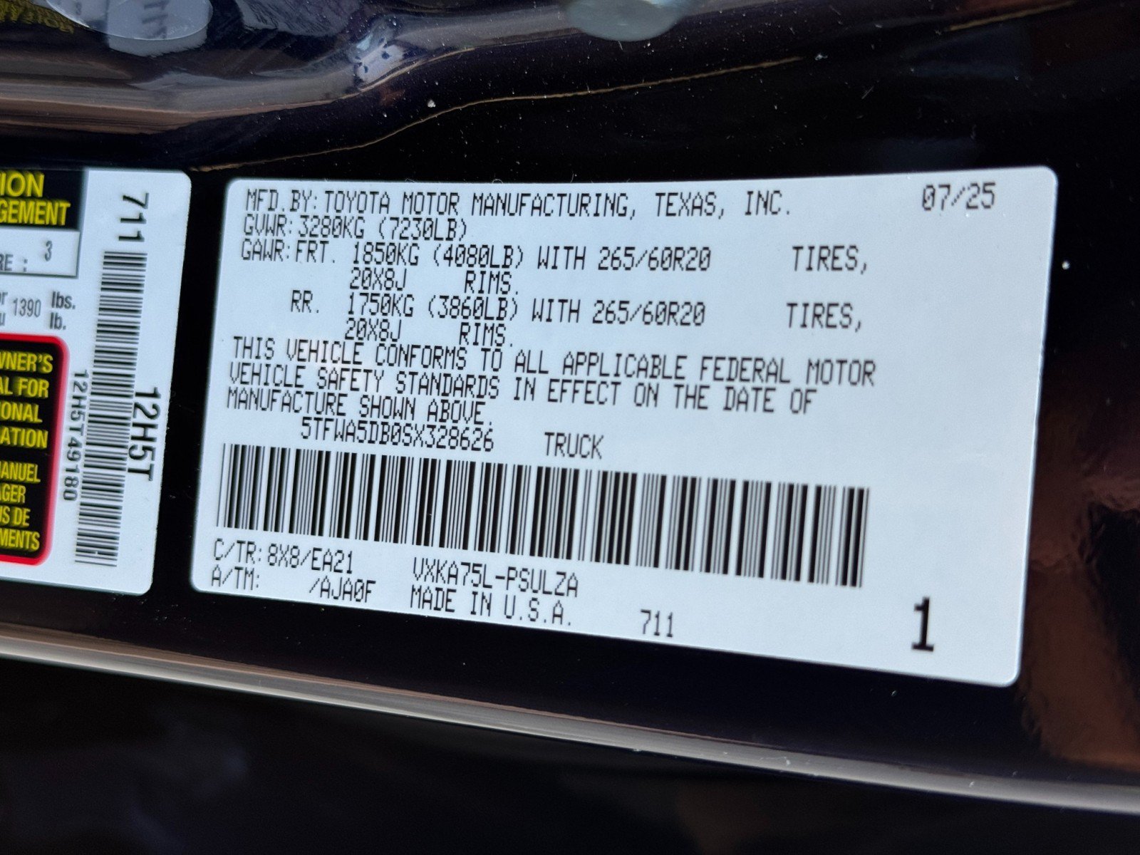Used 2025 Toyota Tundra Limited AWD/4WD image 50
