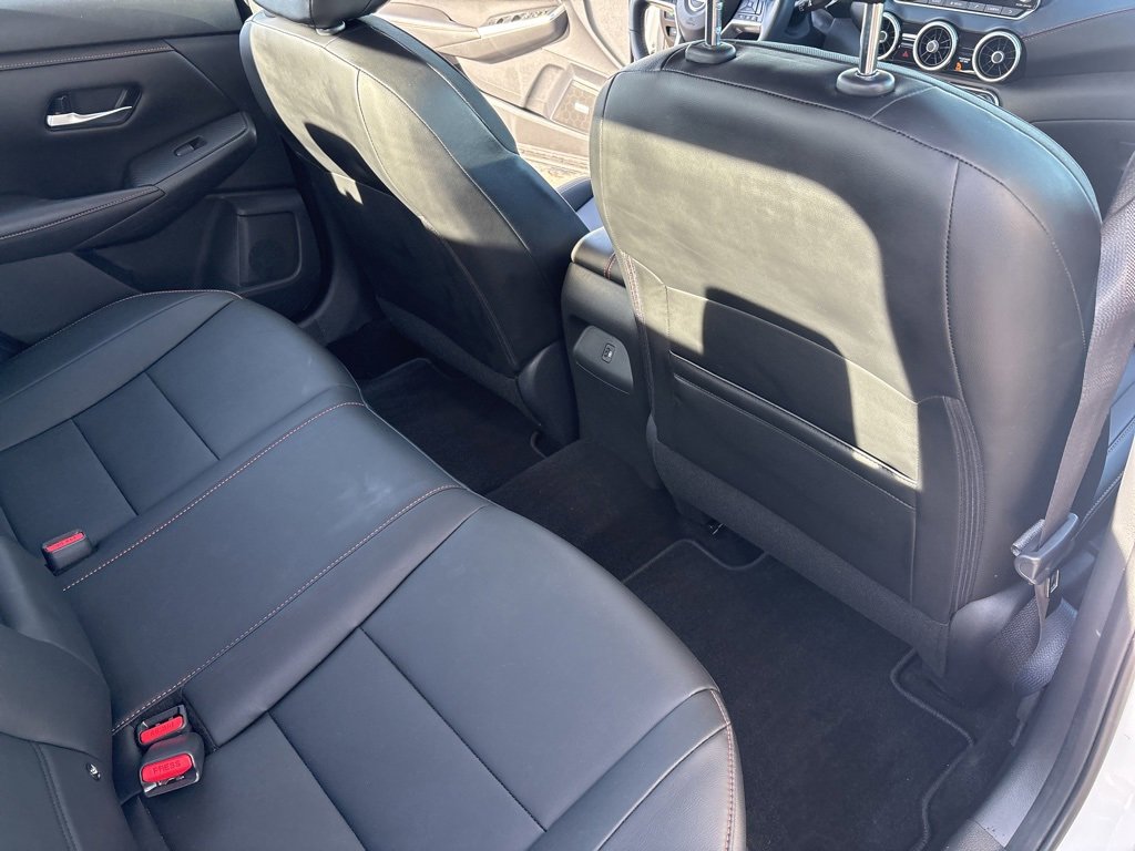 Used 2021 Nissan Sentra SR w/ SR Premium Package image 43