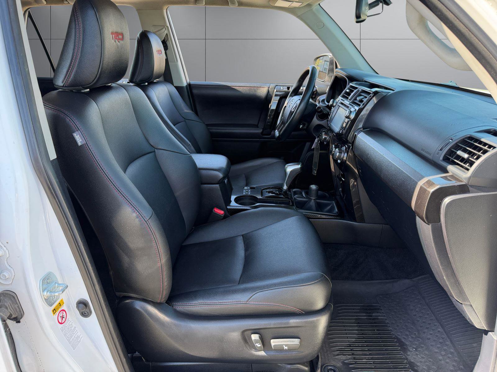 Used 2019 Toyota 4Runner TRD Off-Road Premium AWD/4WD image 7