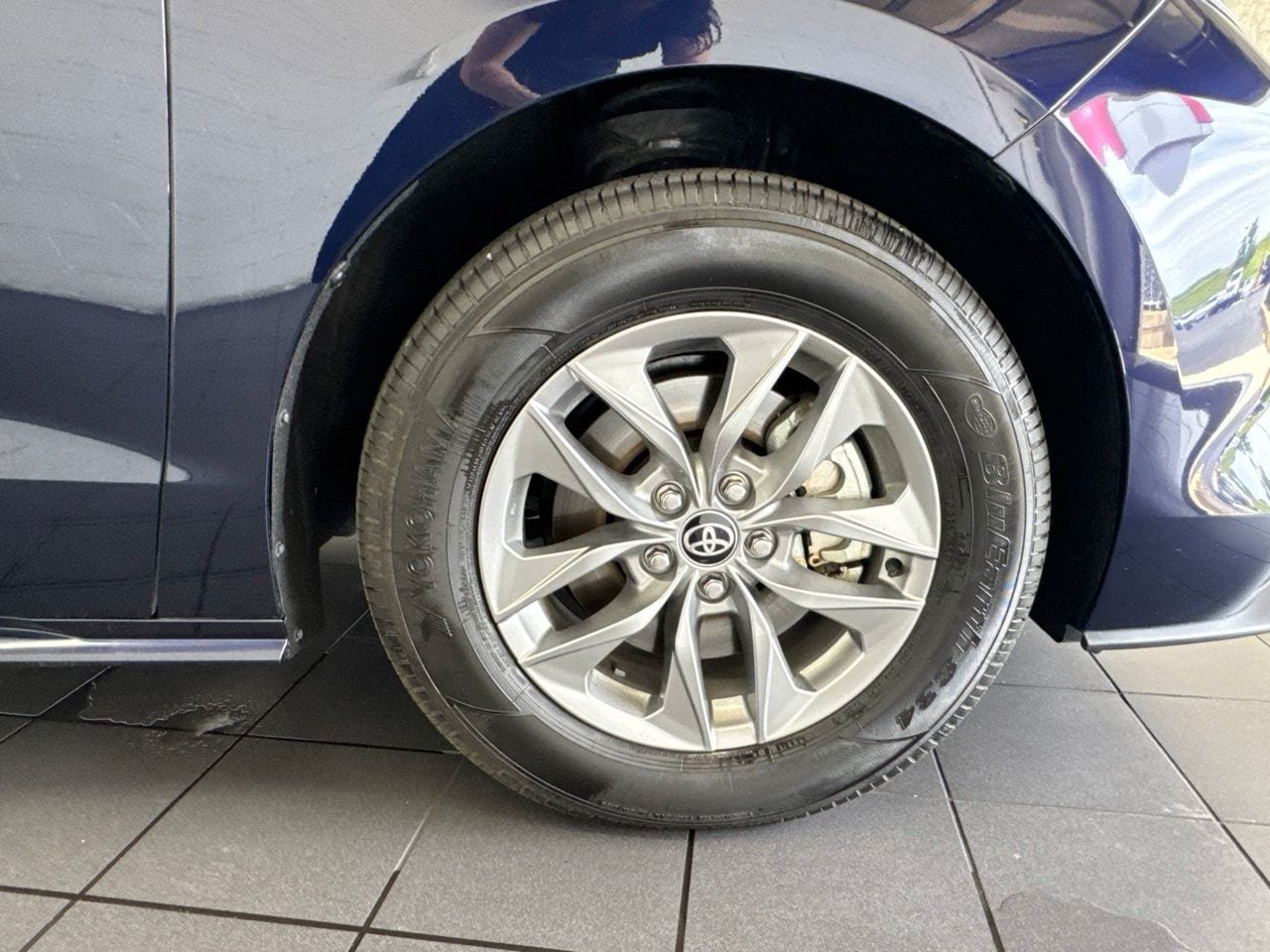 Used 2026 Toyota Sienna XLE FWD image 51