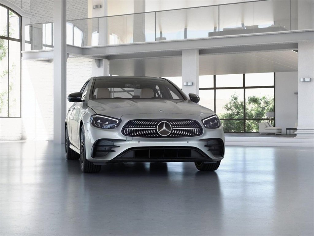 Used 2022 Mercedes-Benz E 350 4MATIC Sedan image 9