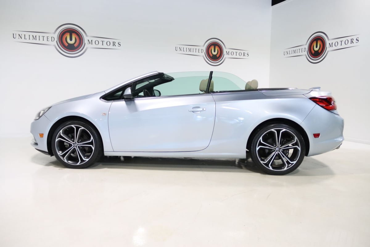 Used 2018 Buick Cascada Premium FWD image 32