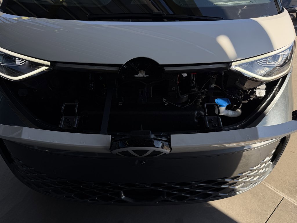 Used 2025 Volkswagen ID. Buzz Pro S Plus image 45