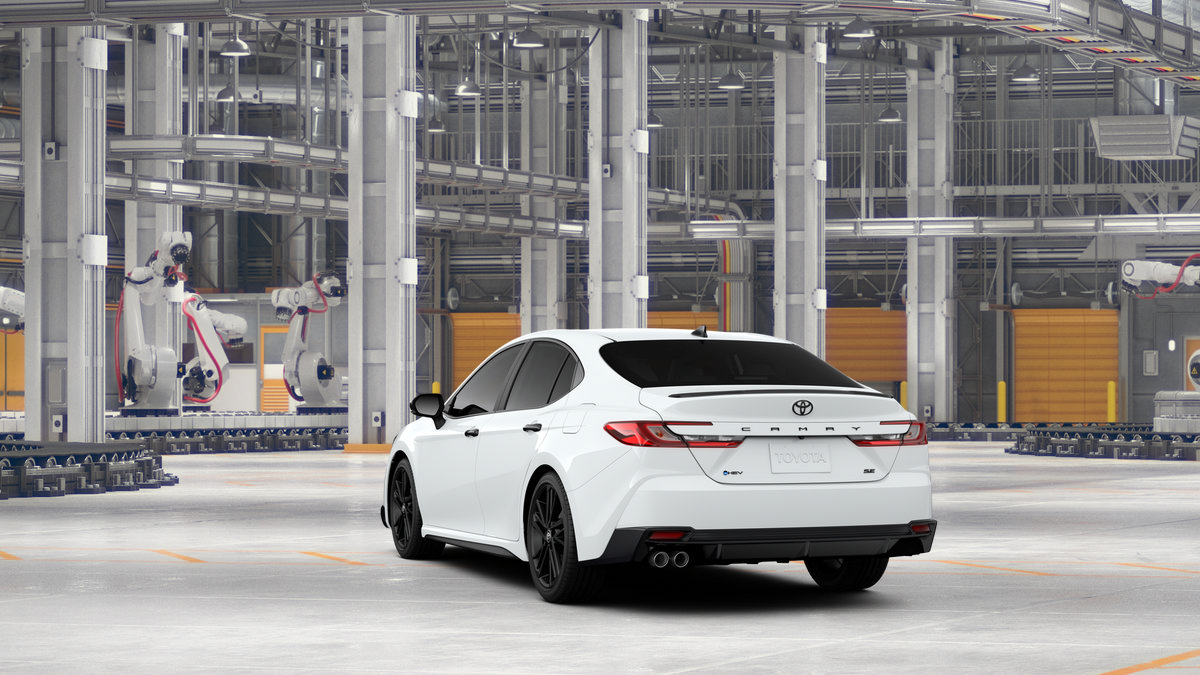 New 2026 Toyota Camry Hybrid w/ Multimedia Upgrade Package FWD image 7