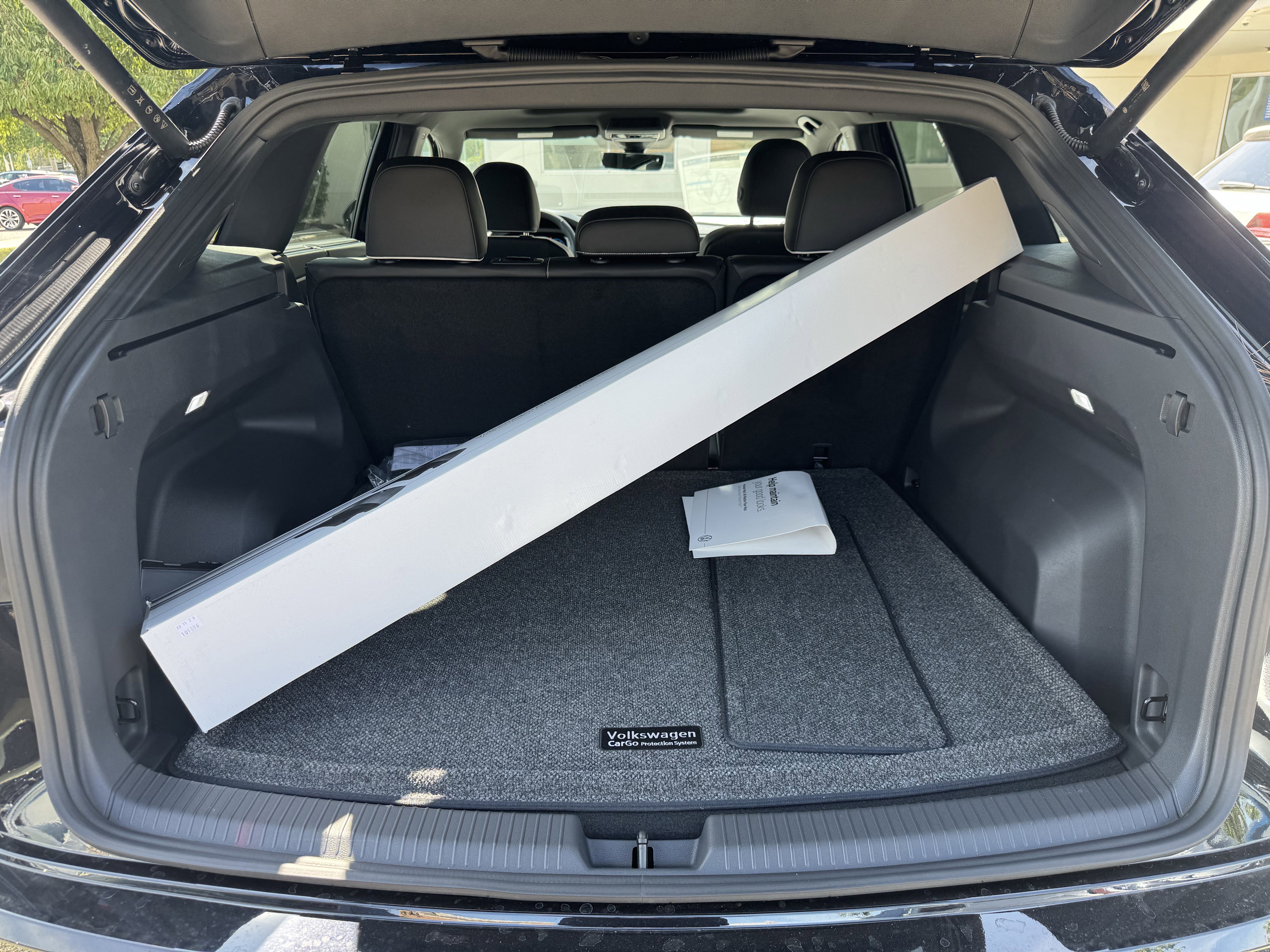 New 2026 Volkswagen Atlas Cross Sport SEL Premium R-Line image 4