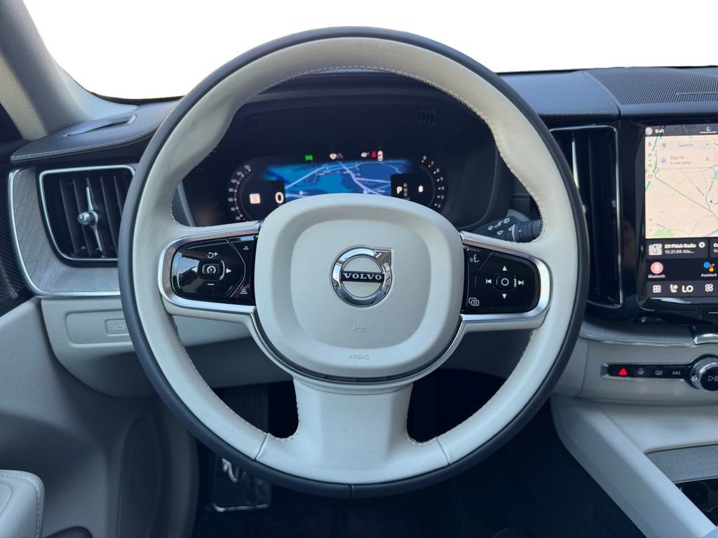 Certified 2024 Volvo XC60 B5 Ultimate w/ Protection Package Premier AWD/4WD image 15