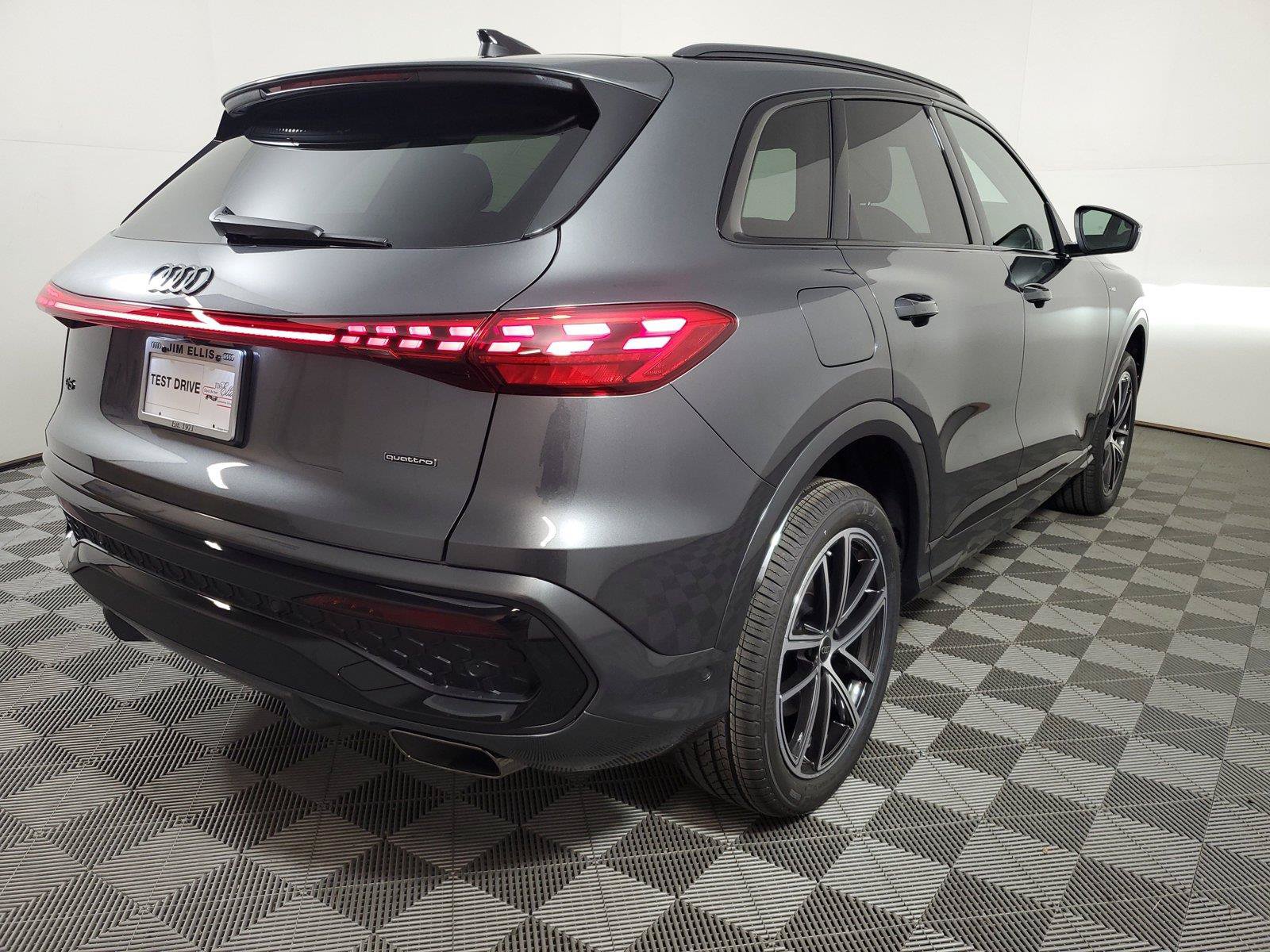 New 2026 Audi Q5 Premium Plus AWD/4WD image 6
