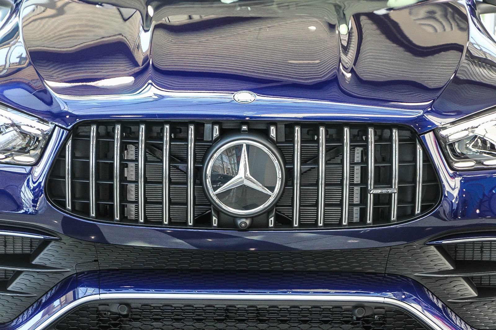 New 2026 Mercedes-Benz GLE 63 AMG S image 7
