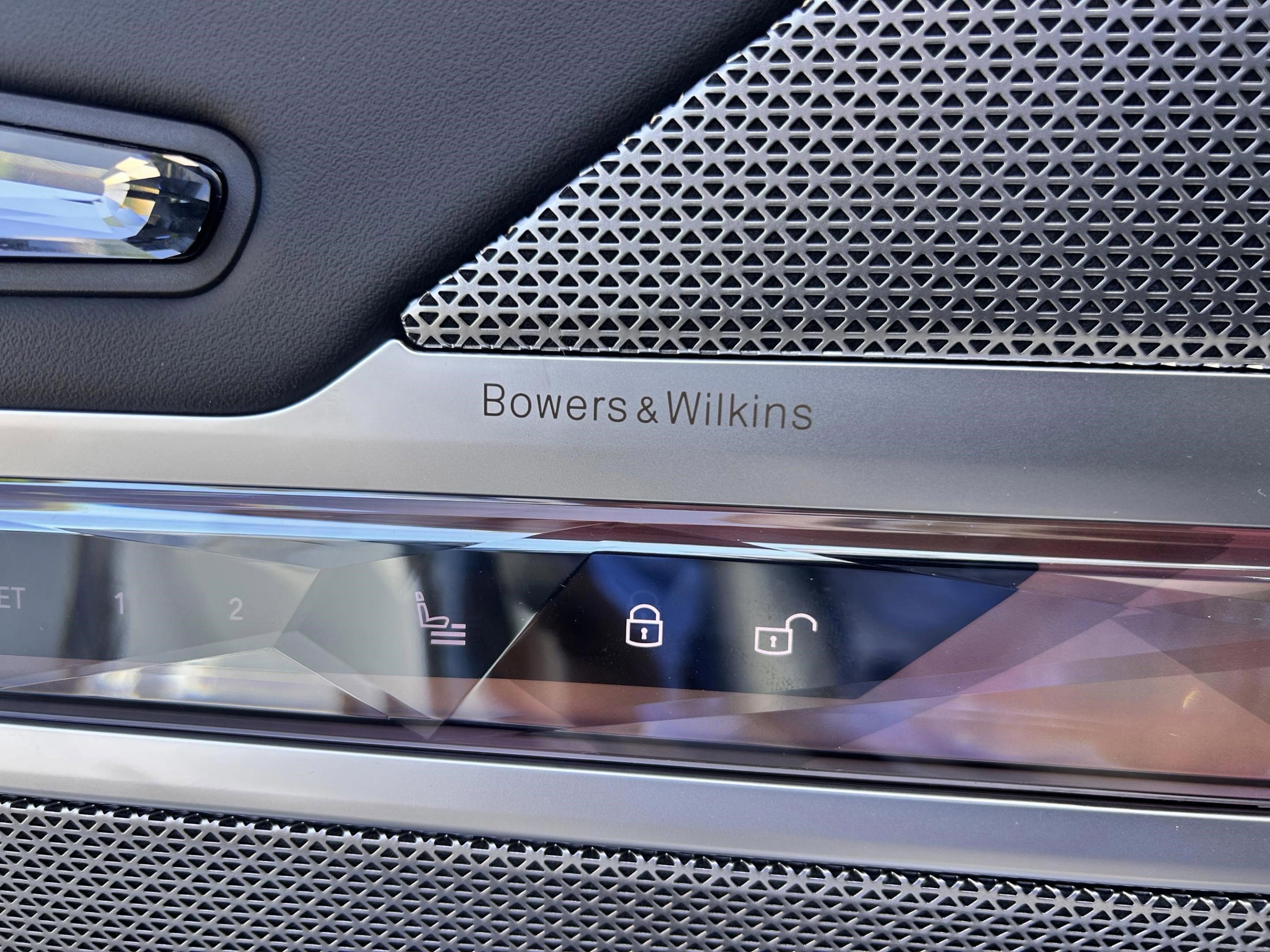 Used 2025 BMW i7 xDrive60 image 24