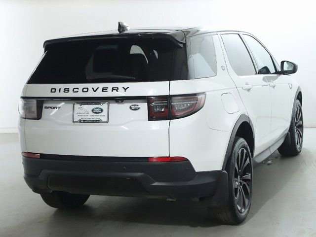 Used 2023 Land Rover Discovery Sport S image 9