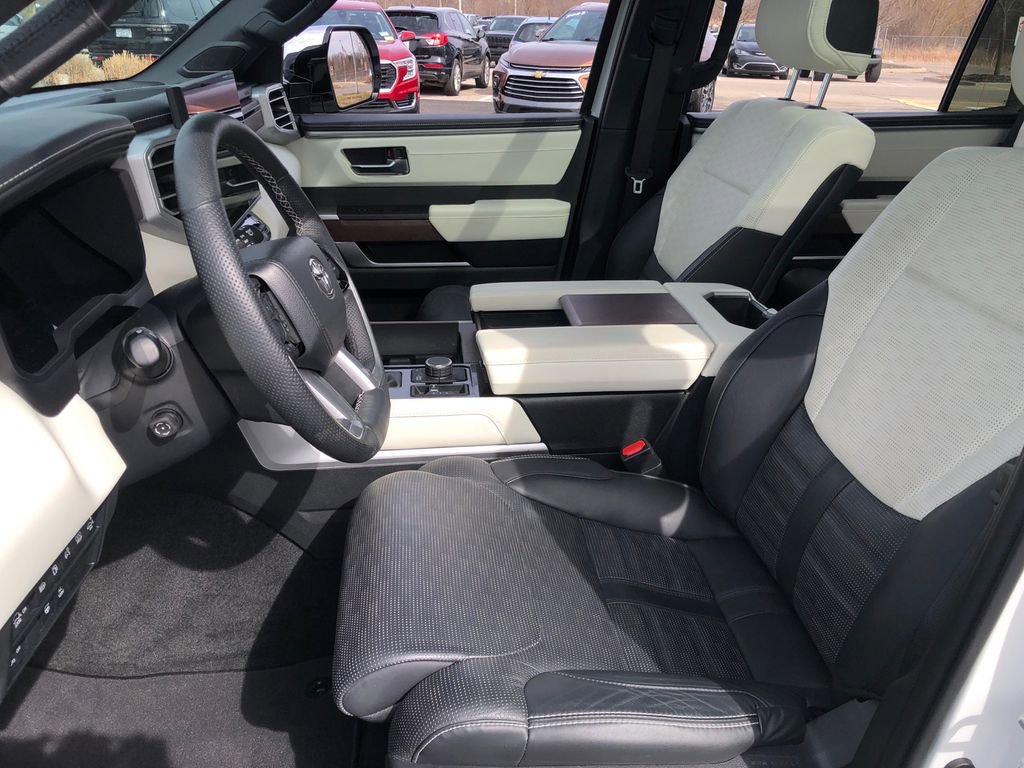 Used 2023 Toyota Sequoia Capstone image 19