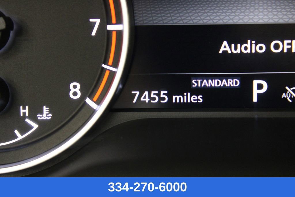 Certified 2025 Nissan Rogue SV image 10