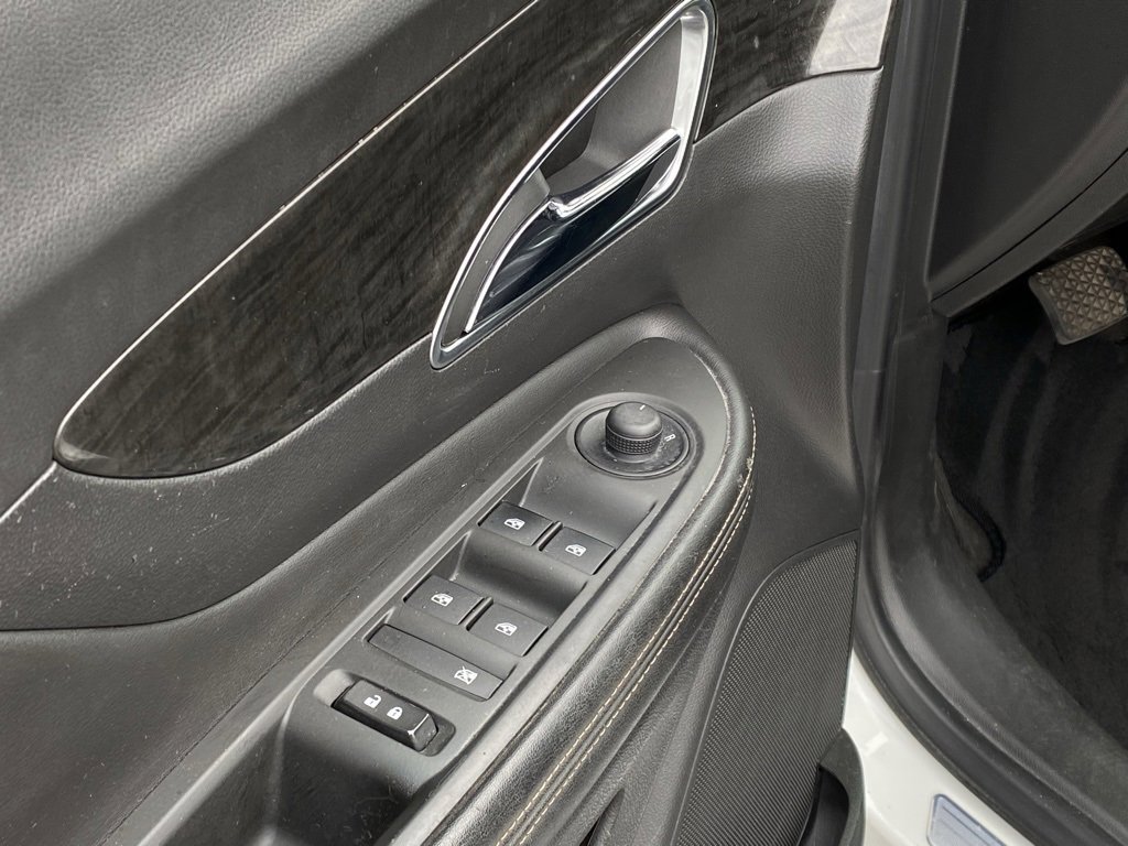 Used 2015 Buick Encore Leather image 12