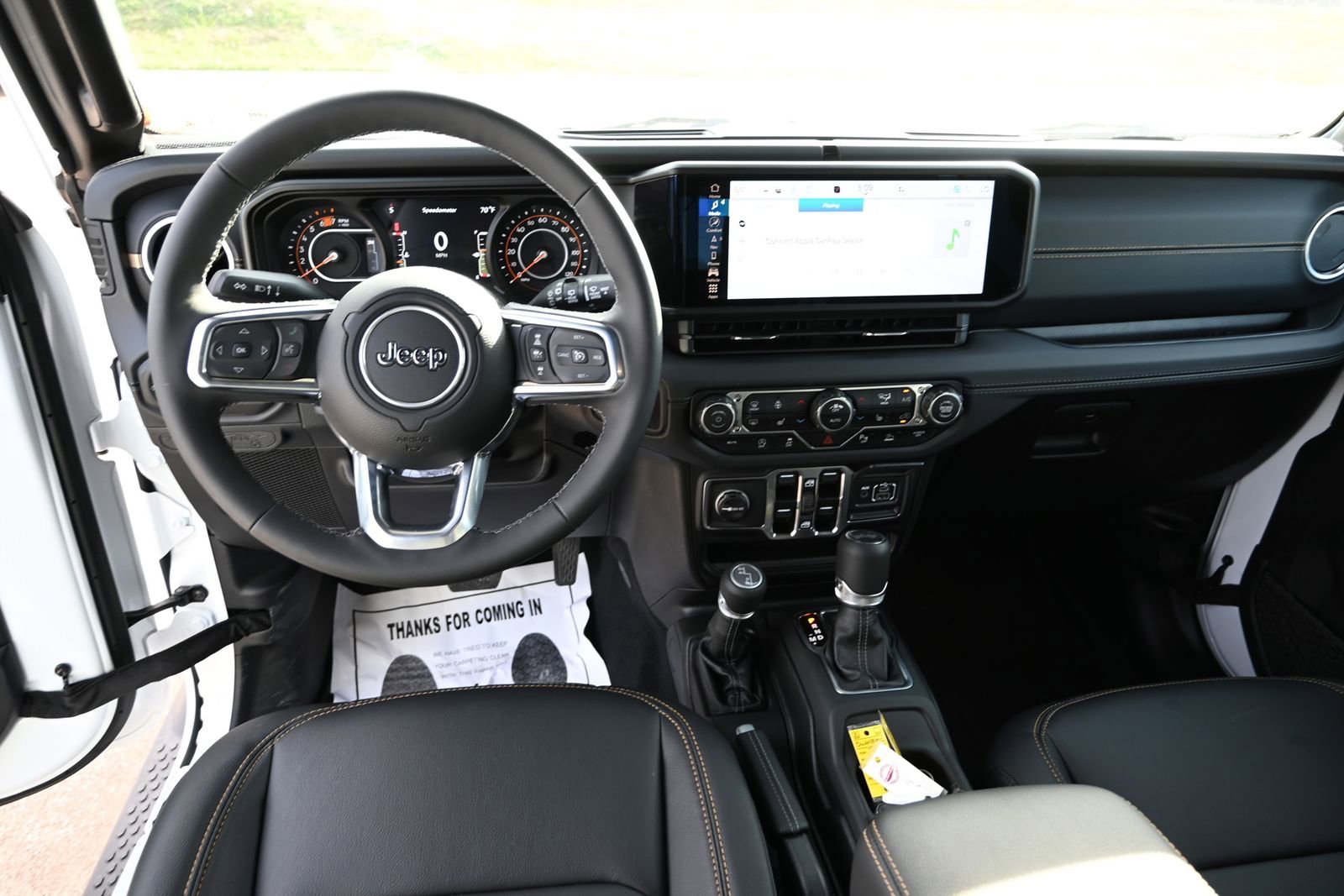New 2025 Jeep Wrangler Unlimited Sahara AWD/4WD image 22