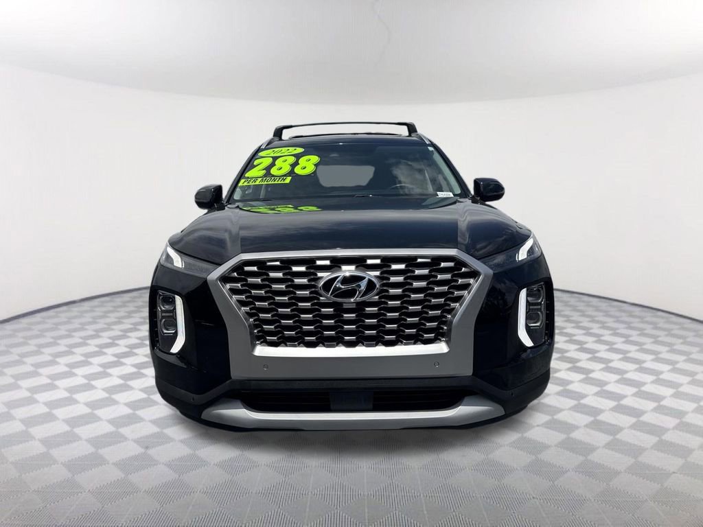Used 2022 Hyundai Palisade SEL w/ Premium Package FWD image 2