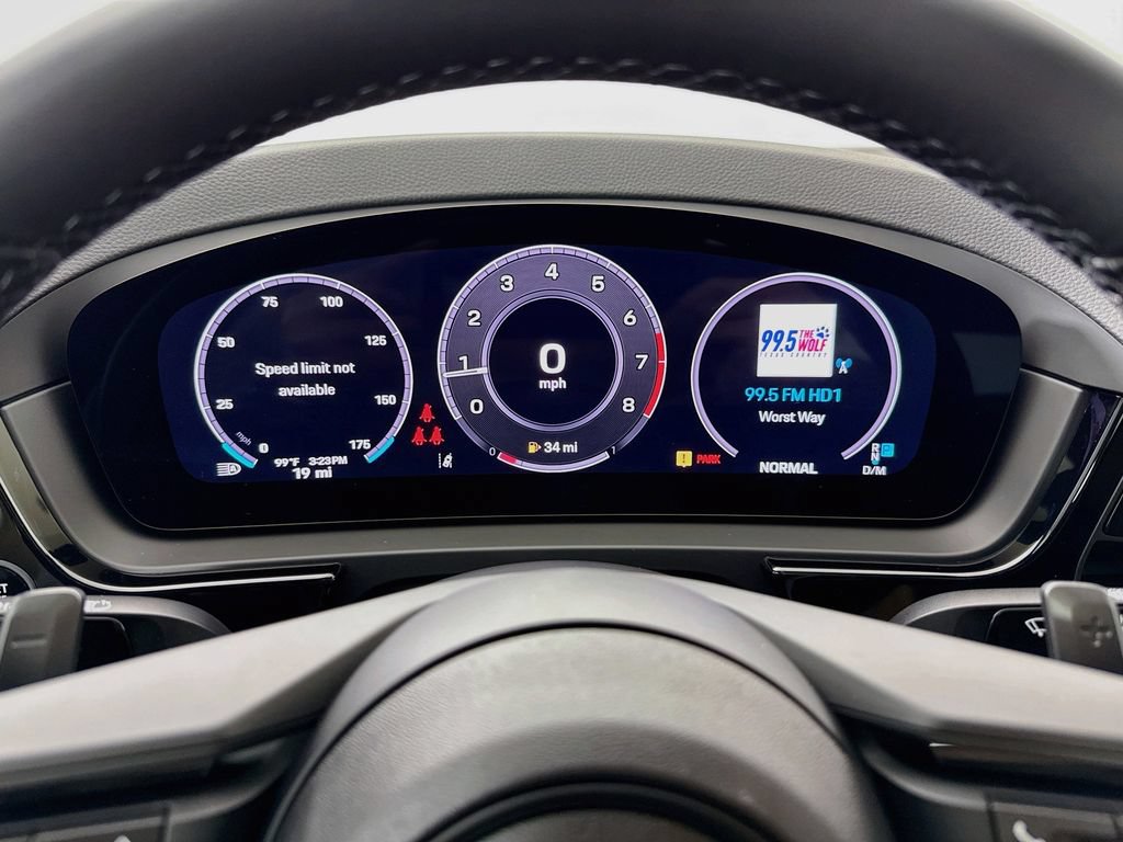New 2026 Porsche Cayenne Coupe AWD/4WD image 16