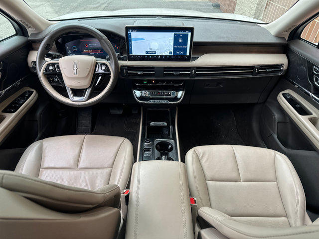 Used 2023 Lincoln Corsair Reserve w/ Equipment Group 201A image 14