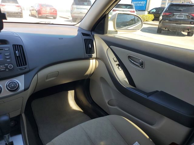 Used 2010 Hyundai Elantra GLS image 8