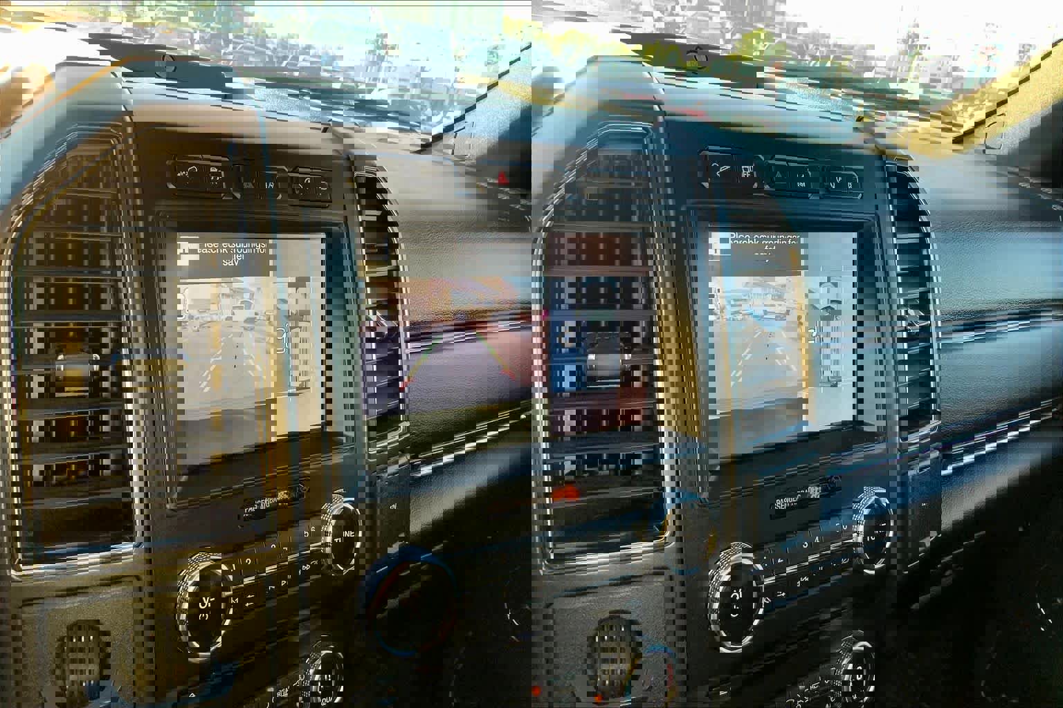 Used 2018 Ford Expedition Limited w/ Equipment Group 302A image 28