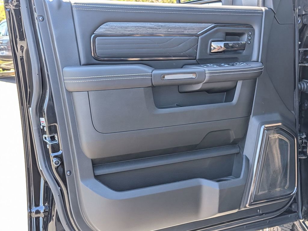 New 2026 RAM 2500 Limited image 11