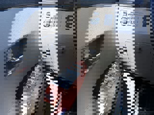 Used 2010 Toyota Venza AWD image 14