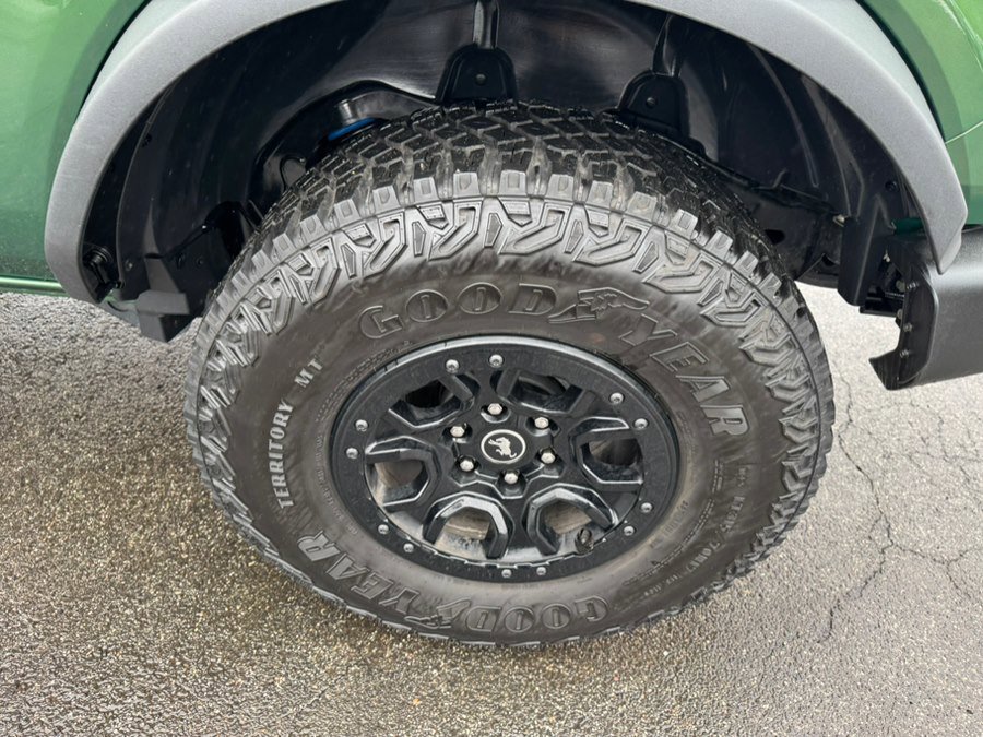 Used 2024 Ford Bronco Wildtrak image 11