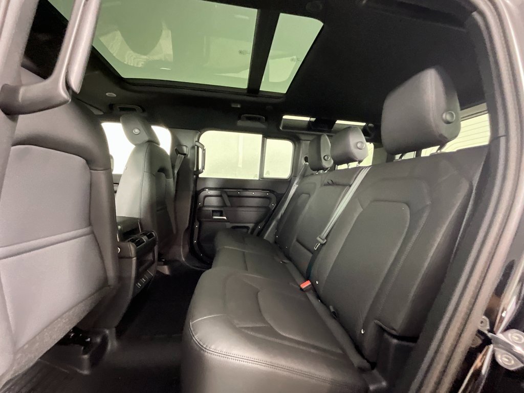 New 2026 Land Rover Defender 110 S image 5