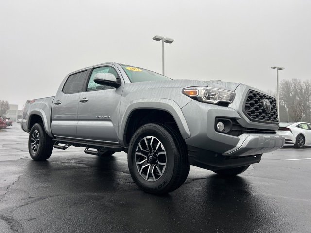 Used 2023 Toyota Tacoma TRD Sport image 3