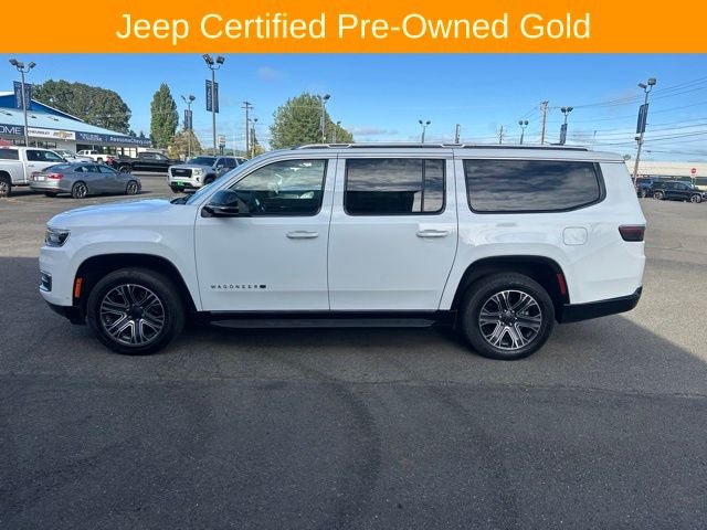 Used 2024 Jeep Wagoneer L Series II w/ Flexible Seating Group AWD/4WD image 3