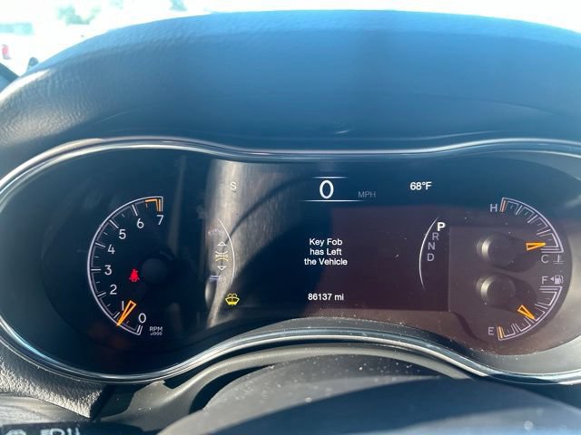 Used 2020 Jeep Grand Cherokee Altitude AWD/4WD image 24
