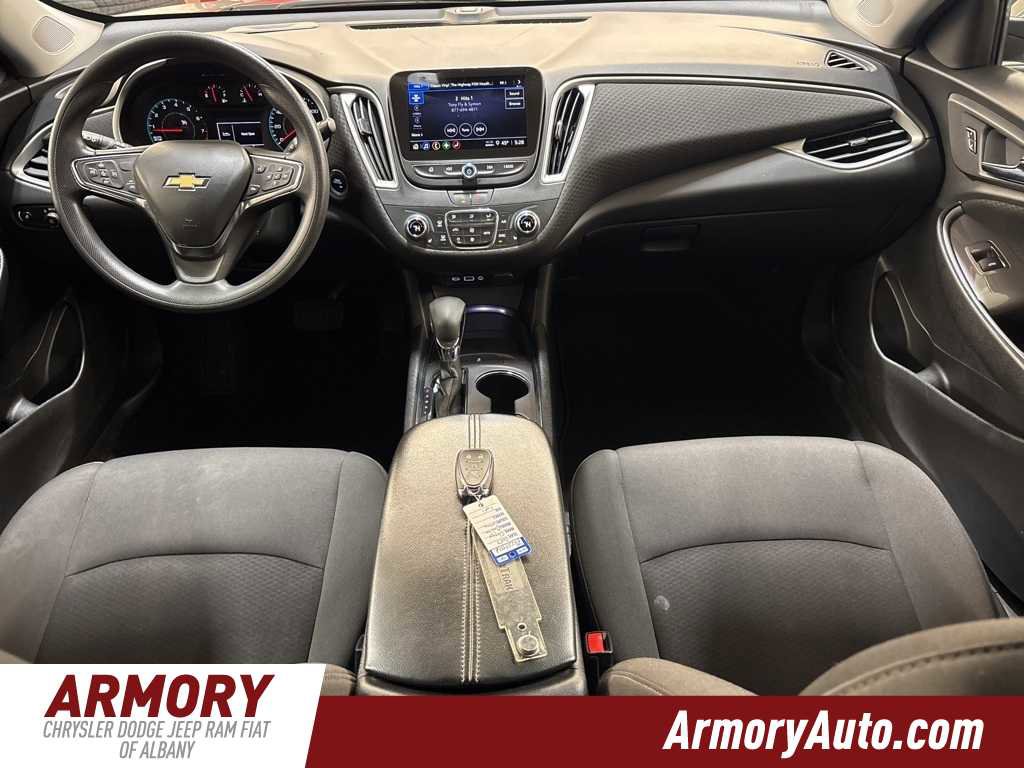 Used 2023 Chevrolet Malibu LT image 34