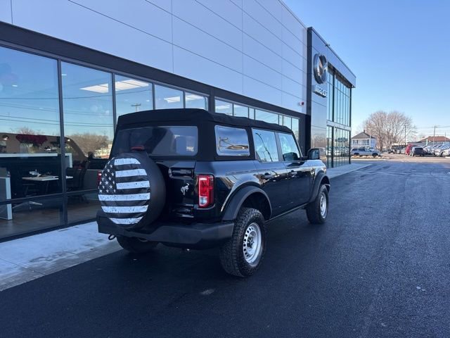 Used 2023 Ford Bronco 4-Door image 3