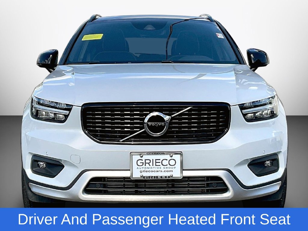 Used 2021 Volvo XC40 T5 R-Design AWD/4WD image 2