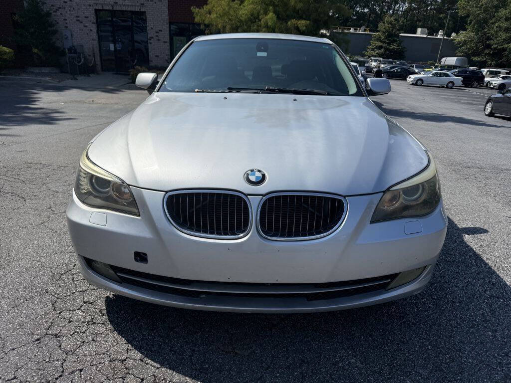 Used 2010 BMW 528i Sedan RWD image 2
