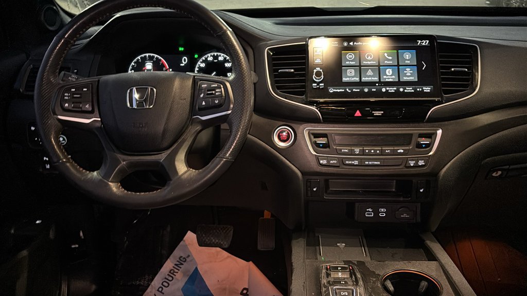 Used 2025 Honda Ridgeline TrailSport image 8